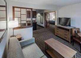 Holiday Inn Express & Suites CARPINTERIA by IHG 4