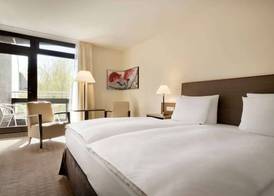 Ramada Nürnberg Parkhotel 5