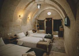 DAPHNE CAVE HOTEL 2