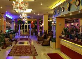 Hotel Kosta Famissi 4