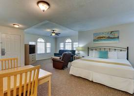 Mariners Suites 4