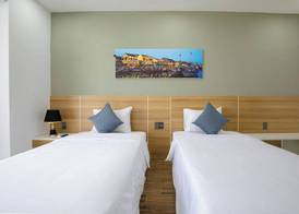 FIRST Studio Hotel Da Nang 5