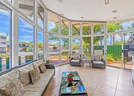 Koala Court Holiday Apartments 2