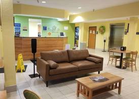 Microtel Inn & Suites by Wyndham Delphos 3