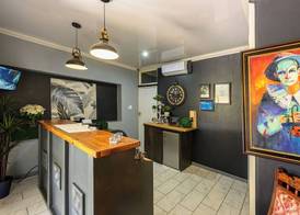 Graceland Guesthouse 2