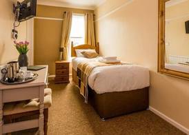 The Longboat Inn 3
