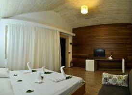 Apella Hotel 5