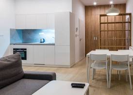 City Castle Apartments Free Parking 3