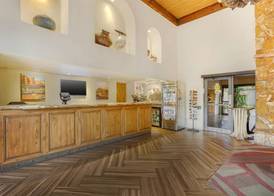 Best Western Plus Arroyo Roble Hotel & Creekside Villas 3