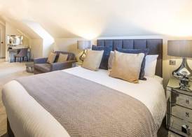 The Chequers Inn 5