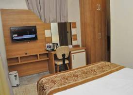 Global Luxury Suites 4