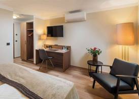 Best Western Plus Hotel Excelsior 4