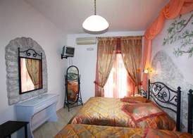 Amaryllis Studios 5