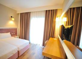 Sandy Beach Resort 5