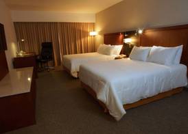 Sheraton Leon 5