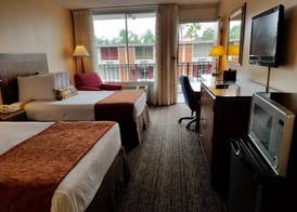 Sun Inn & Suites 4