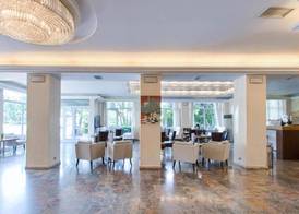 Hotel London 2