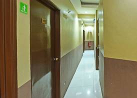OYO 89656 Melati Hotel Nilai 2