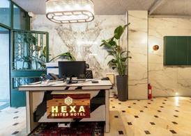 Hexa Suites Hotel 4