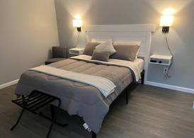 The Crossroad Inn 2