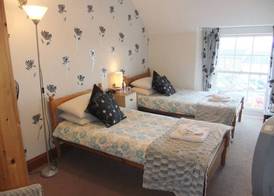 College Guest House 5