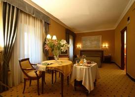 Hotel Don Carlo 4S 5