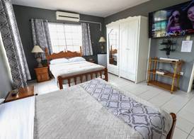 Airport Inn 3