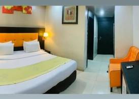 Oakspring Hotel & Luxury Suites 4