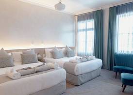 Tattersalls Hotel 2
