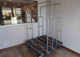 MICROTEL Inn and Suites - Ames 2