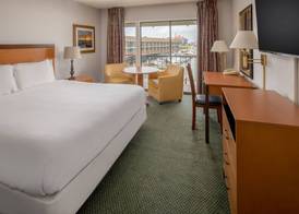 Astoria Riverwalk Inn 3