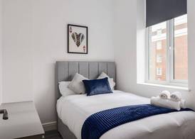 Edgware Road Apartments 4