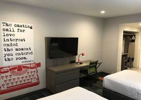 Rodeway Inn near Melrose Ave 3