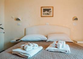 Hotel Morri's 5
