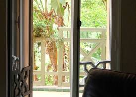 La Vie En Rose - Horses & Dogs House 5