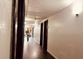 Travelodge by Wyndham Valleyfair Shakopee 5