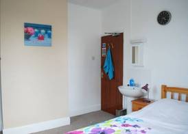 Clift Guest House 4