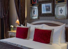 Royal Manotel 5