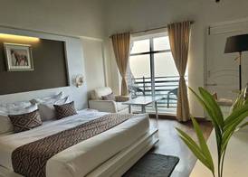 Himalayas Resort by The Lake Hill 4