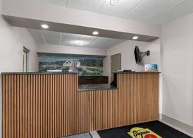 Super 8 by Wyndham Charleston WV 2
