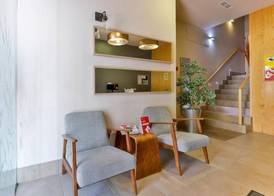 Hostal La Chata by Vivere Stays 3
