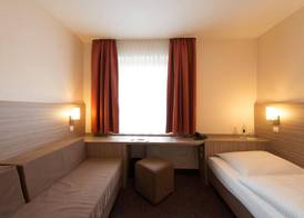 Hotel Eisbach 4