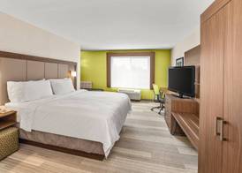 Holiday Inn Express & Suites TACOMA by IHG 5