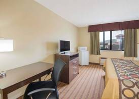 Super 8 by Wyndham Story City 4