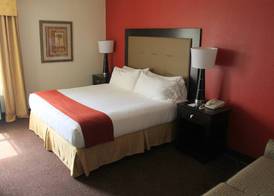 Holiday Inn Express HARLINGEN by IHG 4