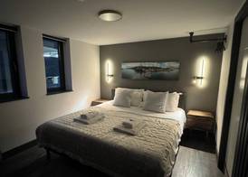 Uno in the City - Urban Boutique Accommodation 5