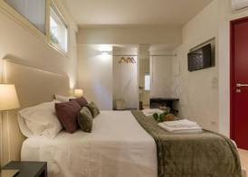 Velluto Blu Apartments & Suite by Reasy&Busy 5