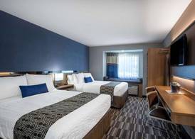 Microtel Inn & Suites by Wyndham Burlington 3