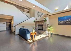 Comfort Suites Near Vancouver Mall 3