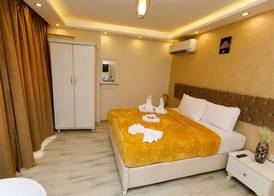 Venus Pyramids Inn Rooftop Access & Free Breakfast 2